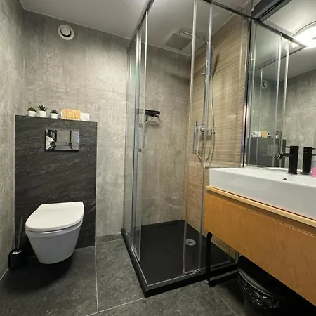 Balcony Bliss Main Square Loft Апартаменти Краків